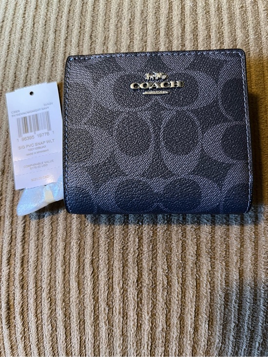Coach Handbags - Coach C3309 — Snap Wallet in Signature Canvas nwt